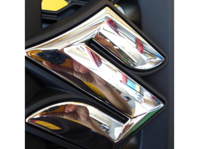 スズキ純正(SUZUKI)ジムニー/JB64･JB74純正グリル