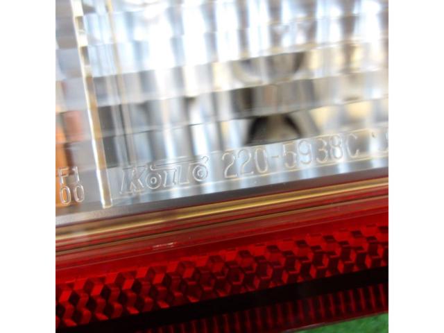 スズキ純正(SUZUKI) ジムニー/JB64系純正テールレンズ 左側