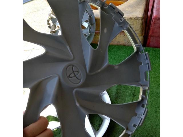 Toyota original (TOYOTA)
For 14 inches
Yaris
Wheel cap