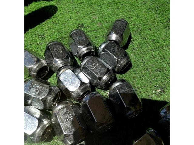 Manufacturer unknown
Tapered silver nuts