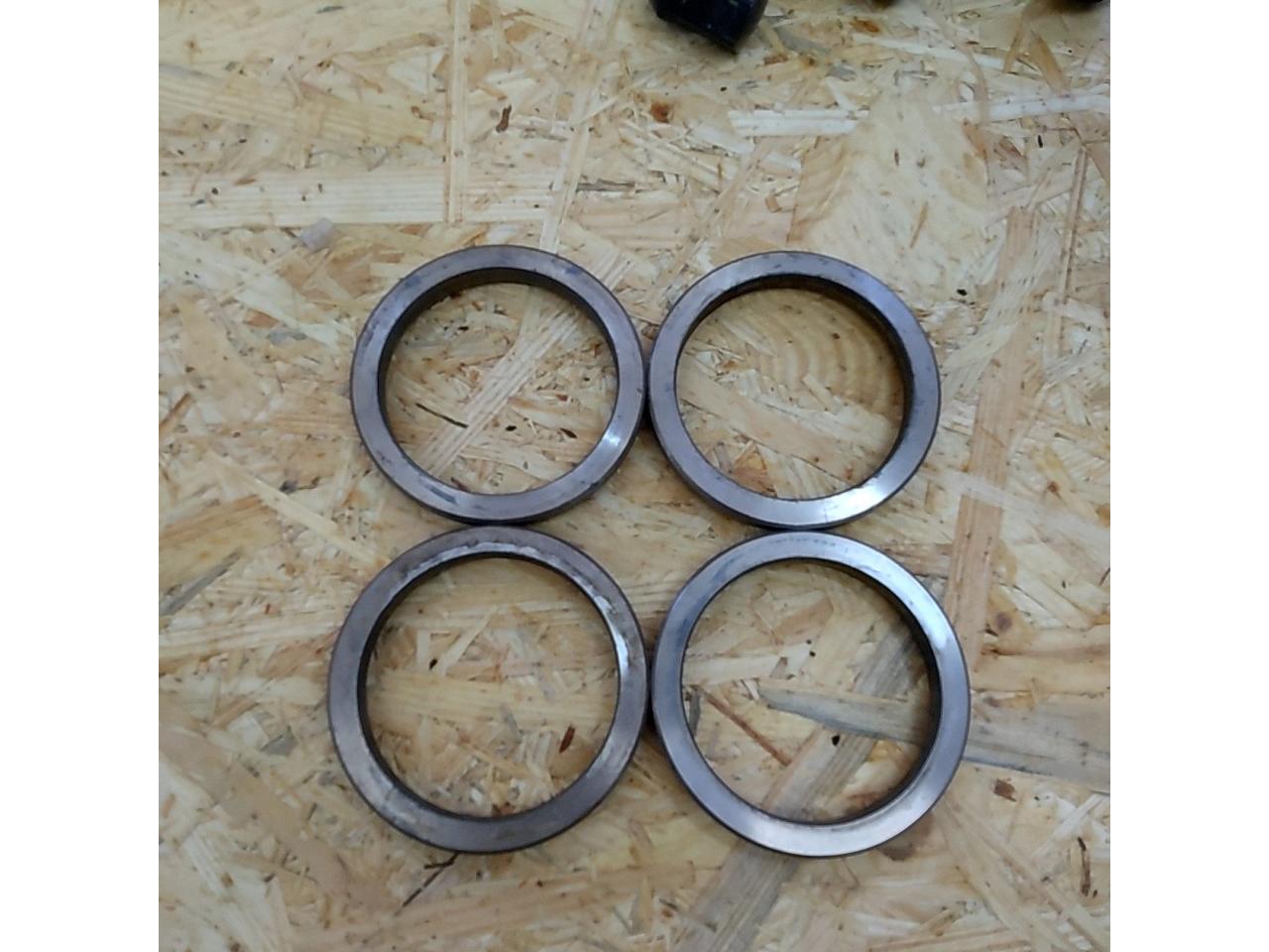 Unknown Manufacturer
Hub ring
Inner diameter 60Φ
Outer diameter 71Φ