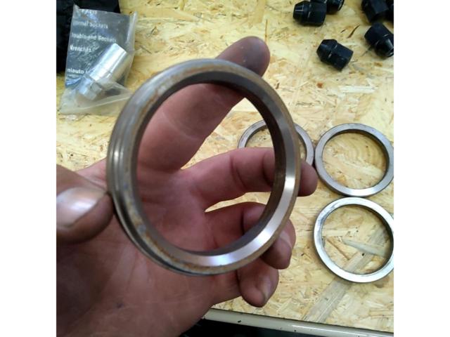 Unknown Manufacturer
Hub ring
Inner diameter 60Φ
Outer diameter 71Φ