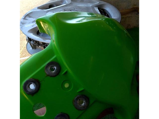 Riders KAWASAKI
Genuine front fender
KSR110