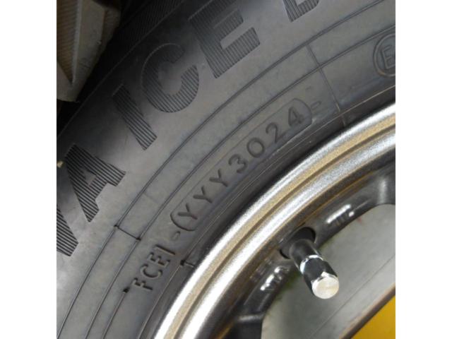 【スタッドレス】メーカー不明 ツイン5本スポークホイール + PRACTIVA ICE BP02