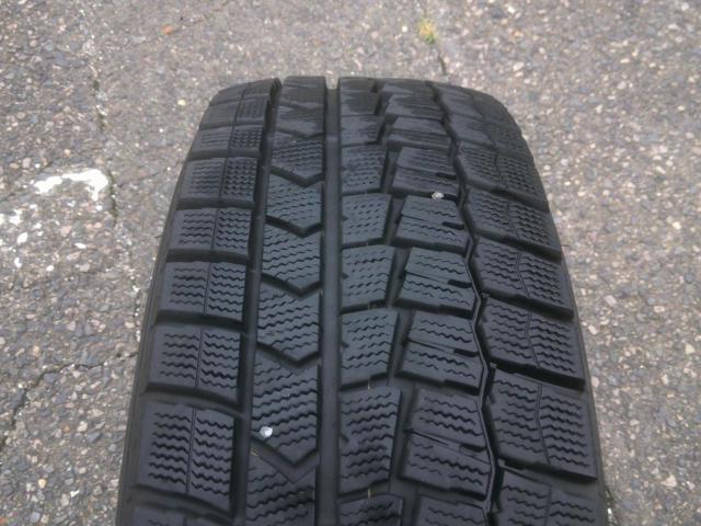 DUNLOP WINTERMAXX WM02 215/60-16 スタッドレスタイヤ4本 Z08008