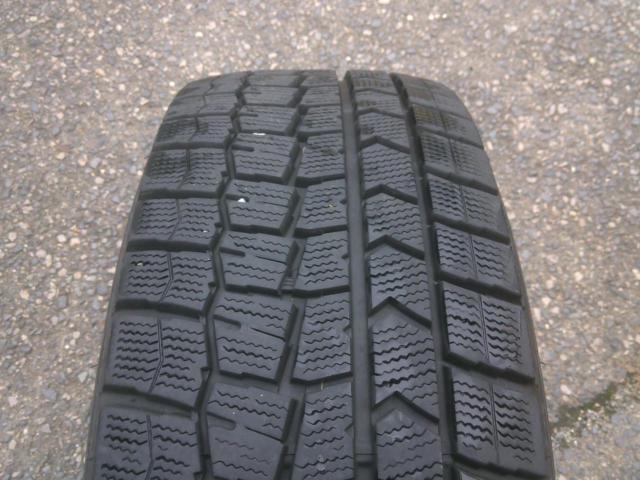 DUNLOP WINTERMAXX WM02 215/60-16 スタッドレスタイヤ4本 Z08008