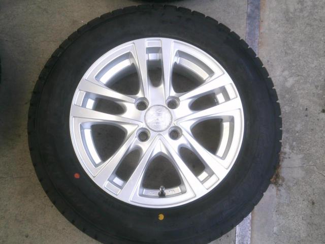 TECHNOPIA Aphrodite WX + GOODYEAR ICE NAVI7 165/70-14 Z08033