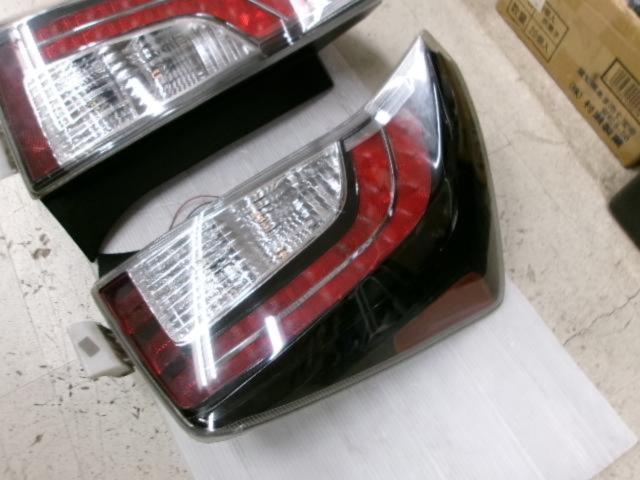※現状販売※TOYOTA 30系プリウス後期G’s純正加工 Z08037
