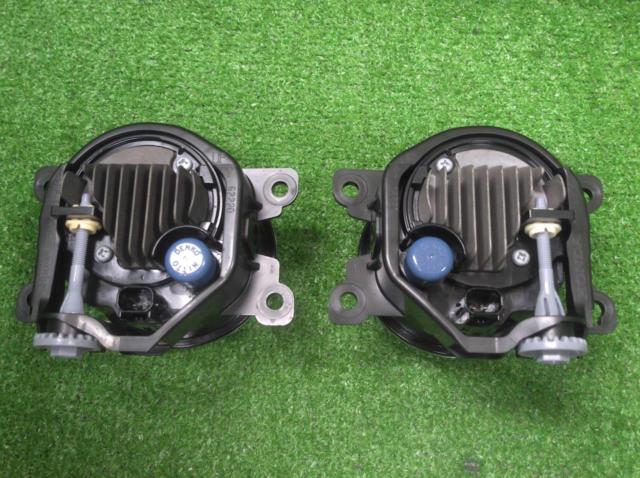 ホンダ純正 LEDフォグランプ 左右セット Z08043