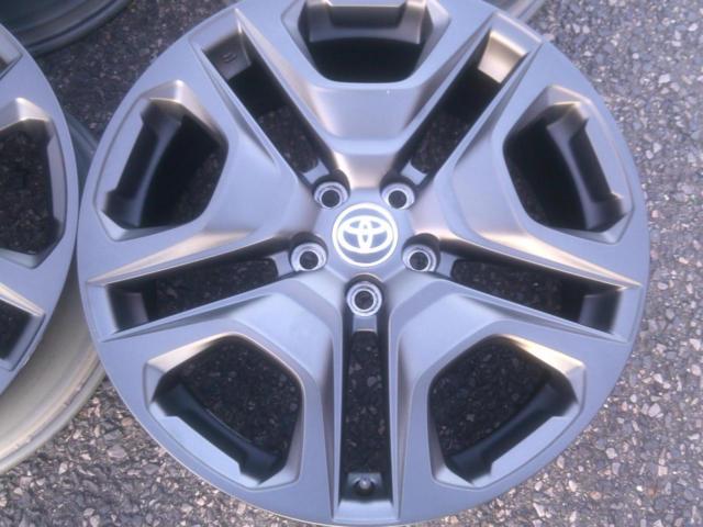 TOYOTA 50系RAV4 Adventure 純正 19インチホイール Z08078