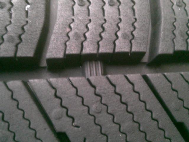 〔純正平座ナット専用〕 BRIDGESTONE ECO FORME SE-15 + BRIDGESTONE BLIZZAK VRX3 195/65-15 スタッドレスタイヤ4本 Z08032