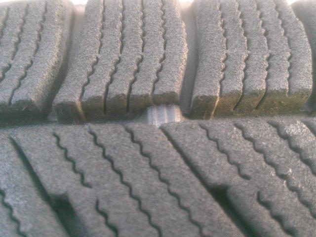BRIDGESTONE BALMINUM TR10 + BRIDGESTONE BLIZZAK VRX3 165/65-14 Z08083