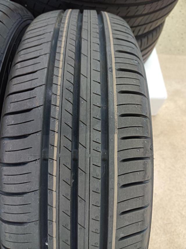 DUNLOP
ENASAVE
EC300 +
88S
back