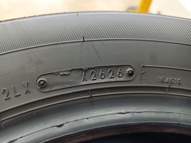 DUNLOP
ENASAVE
EC300 +
88S
back