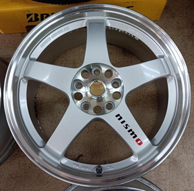 NISMO
LM
GT4
※ made RAYS
FORGED / forged aluminum wheel