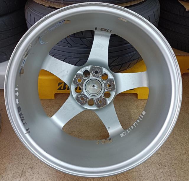 NISMO
LM
GT4
※ made RAYS
FORGED / forged aluminum wheel
