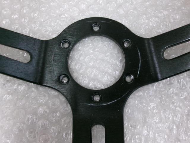 Depo
Racing
DRIFTING
* Deep cone steering wheel
