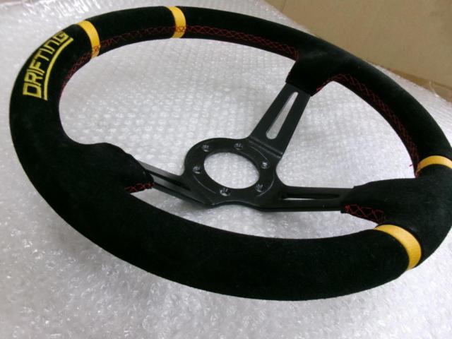 Depo
Racing
DRIFTING
* Deep cone steering wheel