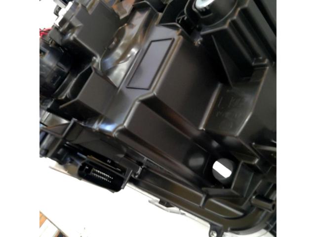 トヨタ純正  ランドクルーザー250 VX 純正 LED 角目 ヘッドライト 左右セット