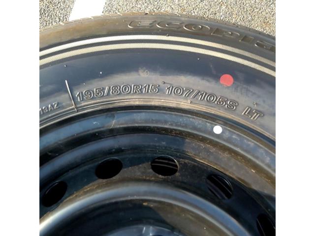トヨタ純正  200系ハイエース純正 スチールホイール+BRIDGESTONE ECOPIa  RD613 107/105S LT