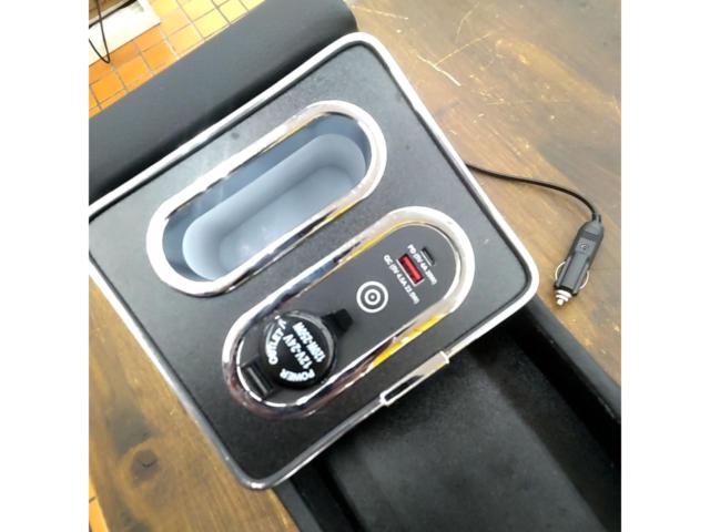 ノーブランド タウンエースバン S403M S413M 専用 コンソールボックス AT車用