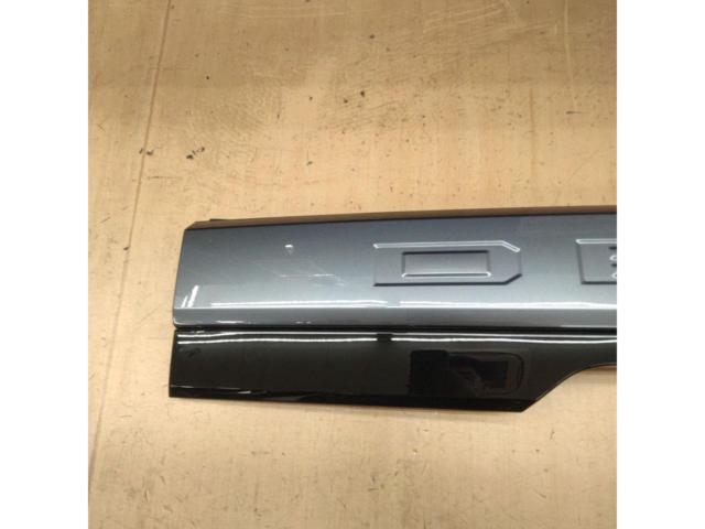 Mitsubishi
B34A
Delica Mini
Genuine
Rear gate garnish