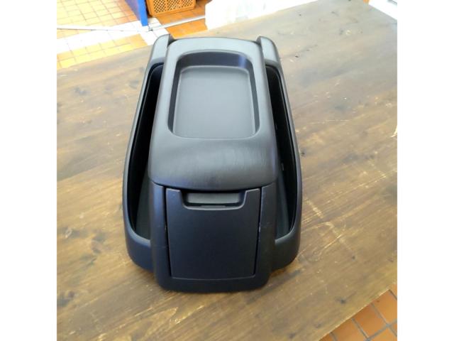 トヨタ 200系ハイエース 5型 スーパーGL 標準ボディ純正センターコンソール