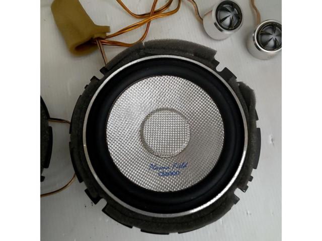 Clarion
SRT1653S
16cm2way separate speaker