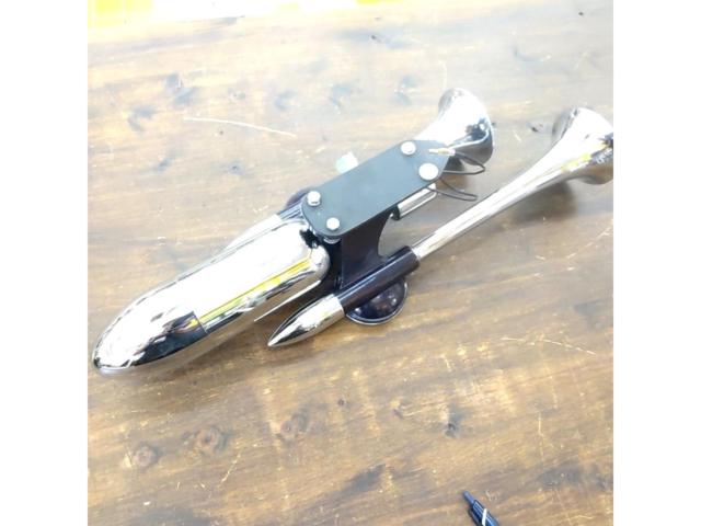 No Brand
Double chrome-plated air horn (Yankee horn)