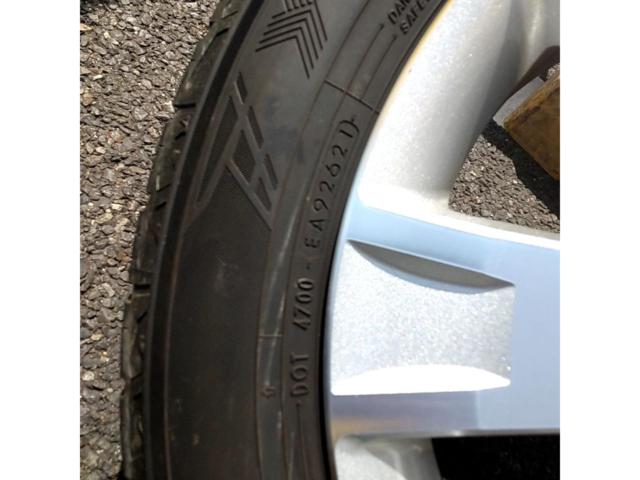 三菱純正  デリカD:5 CV5W 前期純正ホイール + YOKOHAMA GEOLANDAR CV G058