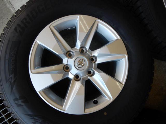 Toyota genuine
150 system
Land Cruiser Prado
Late original wheel
+
BRIDGESTONE
BLIZZAK
DM-V3