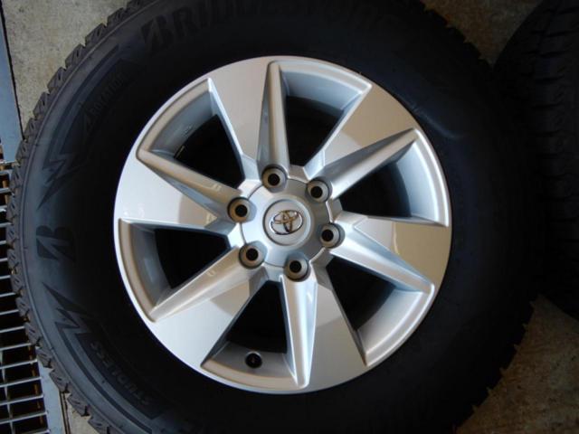 Toyota genuine
150 system
Land Cruiser Prado
Late original wheel
+
BRIDGESTONE
BLIZZAK
DM-V3