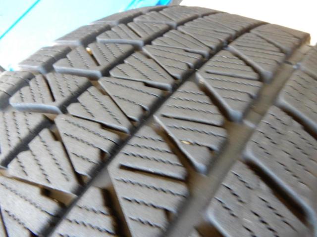 Toyota genuine
150 system
Land Cruiser Prado
Late original wheel
+
BRIDGESTONE
BLIZZAK
DM-V3
