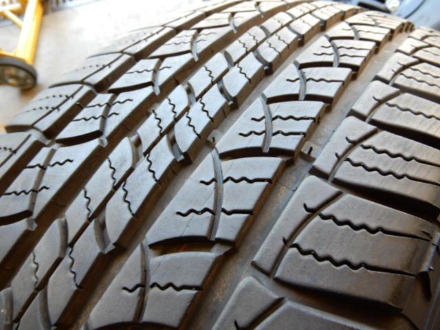 CRIMSON MYRTLE GEAR MG LYCAN  + MICHELIN LATITUDE TOUR