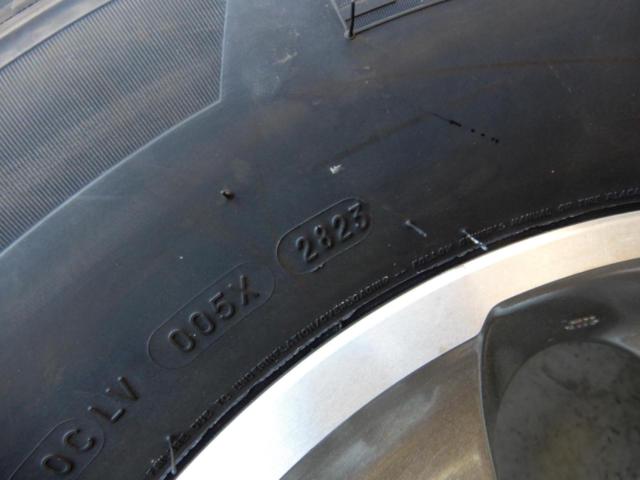 トヨタ純正 FJクルーザー オフロードパッケージ 純正ホイール  + MICHELIN LATITUDE TOUR