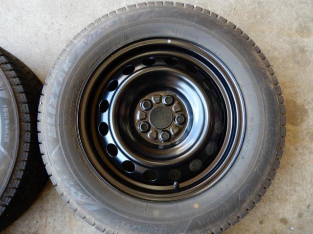 トヨタ純正 MXP10シエンタ Zグレード純正 スチールホイール  + BRIDGESTONE BLIZZAK VRX3