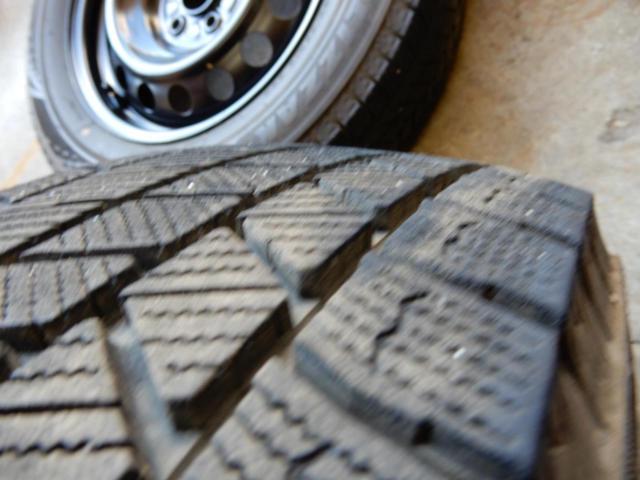 トヨタ純正 MXP10シエンタ Zグレード純正 スチールホイール  + BRIDGESTONE BLIZZAK VRX3