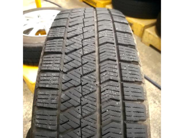 BRIDGESTONE  ECO FORME  SE-15 (4HOLE) + BRIDGESTONE BLIZZAK VRX 2