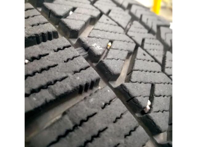 BRIDGESTONE  ECO FORME  SE-15 (4HOLE) + BRIDGESTONE BLIZZAK VRX 2