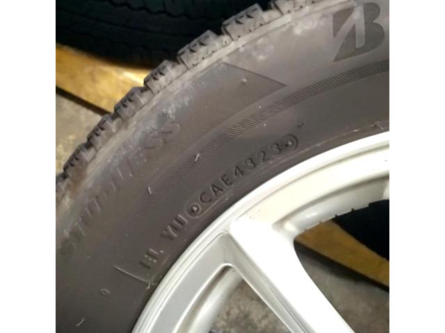 BRIDGESTONE  ECO FORME  SE-15 (4HOLE) + BRIDGESTONE BLIZZAK VRX 2