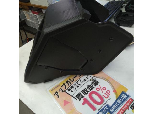 【CARMATE】センターコンソール