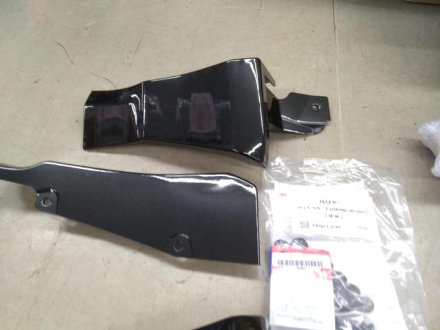 【MODELLISTA】GRAN BLAZE PHEV サイドスカート プレシャスブラックパール MSD4-448003-C1 ※欠品箇所あり