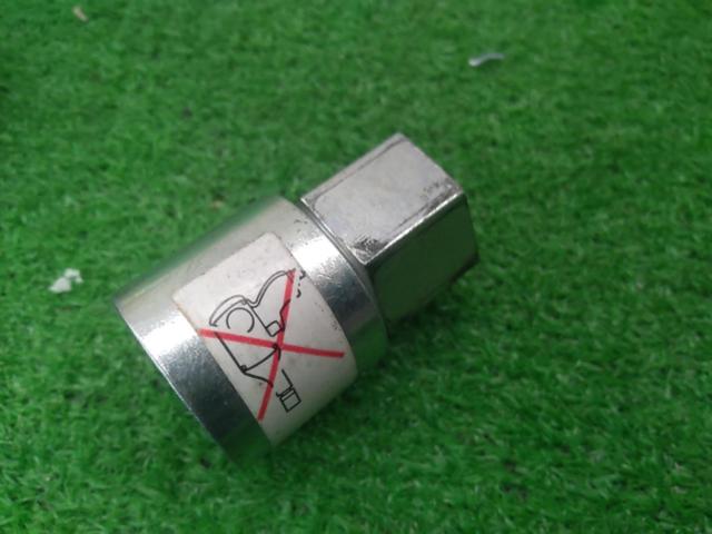 Short nuts for kei cars (mini vehicles)
+
McGuard Lock Nuts
34366