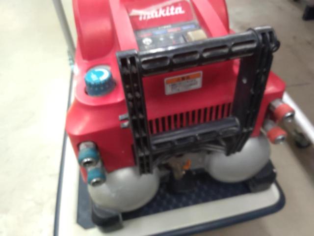 【makita】AC460XL 11L ※圧力計破損有