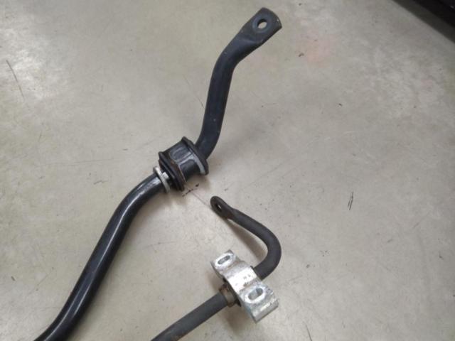 TOYOTA
Genuine stabilizer set