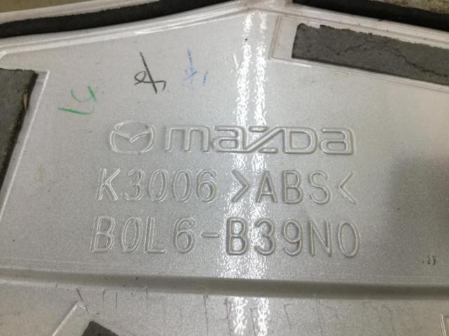 マツダ純正 MAZDA3ファストバック シグネチャースタイル リアスポイラー