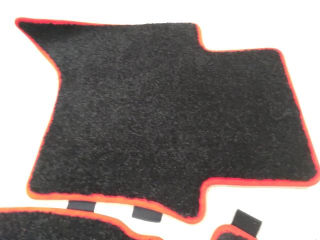 Clazzio
GUN125/Hilux
Floor mat