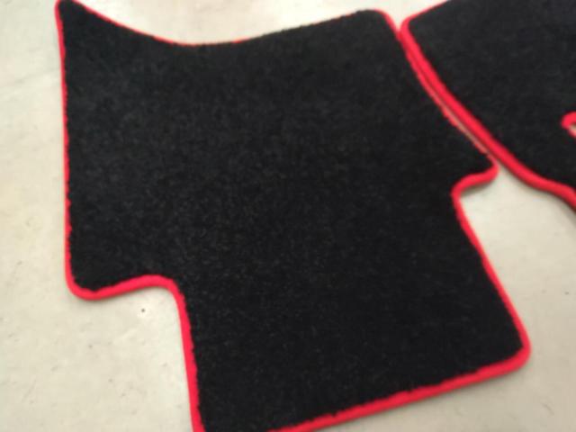 Clazzio
GUN125/Hilux
Floor mat
