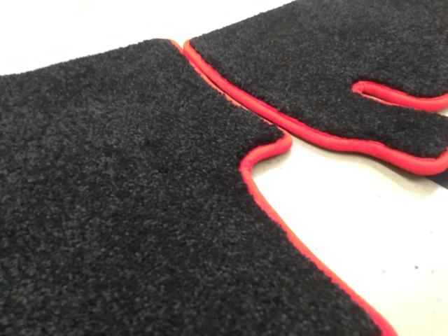 Clazzio
GUN125/Hilux
Floor mat