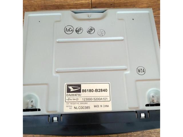 ダイハツ ミライース 純正異形オーディオ 86180-B2840